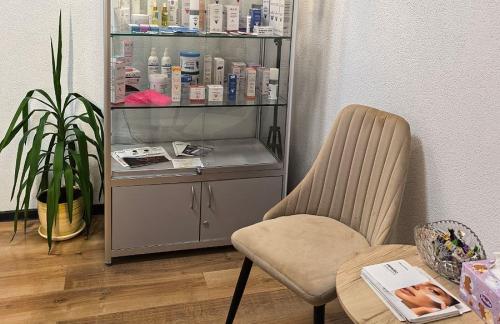 Фракционная мезотерапия, азелаиновый массаж, пилинг от 38р у Александры Бельской в Борисове